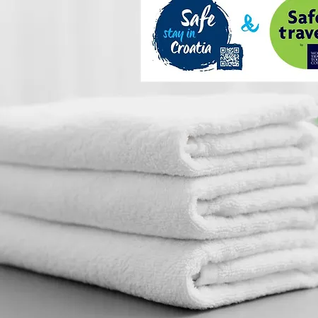 Knego - Two Bedroom With Balcony And Sea View 아파트 *