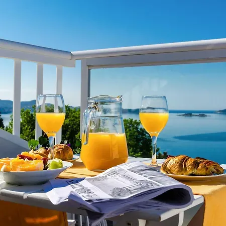 Apartment Knego - Two Bedroom With Balcony And Sea View