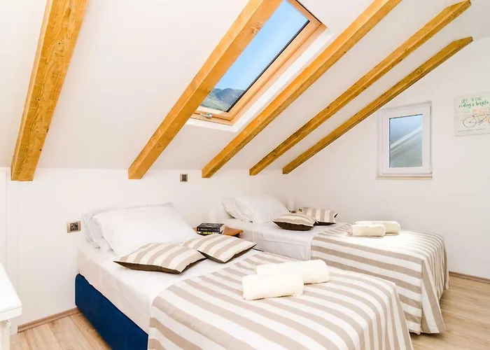 公寓 Knego - Two Bedroom With Balcony And Sea View 米利尼