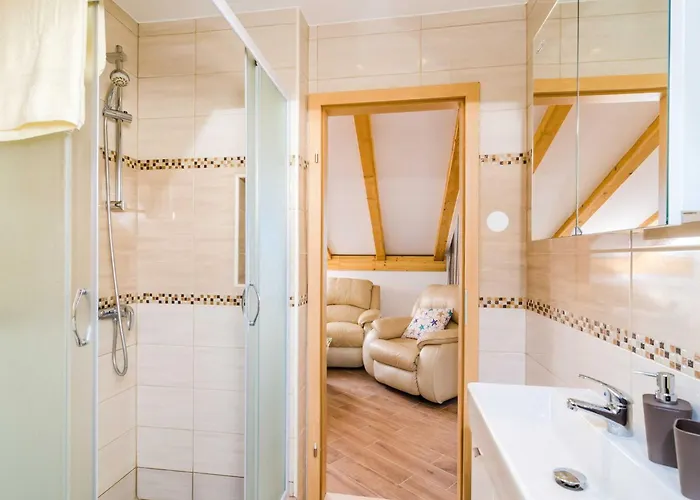 公寓 Knego - Two Bedroom With Balcony And Sea View *